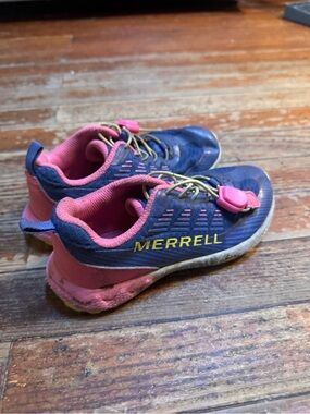 Merrell Girls Navy Blue and Pink Slip-On Lace Toggle Sneakers